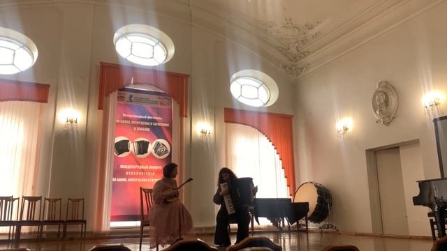 Кроткова Татьяна(домра), Анна Саакян (аккордеон). А.Бызов - «Мисс Джой и Золотая лихорадка» смотреть онлайн