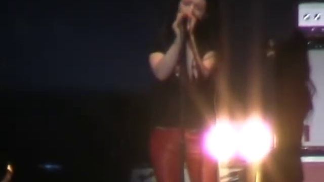 The White Stripes In The Cold, Cold Night смотреть онлайн