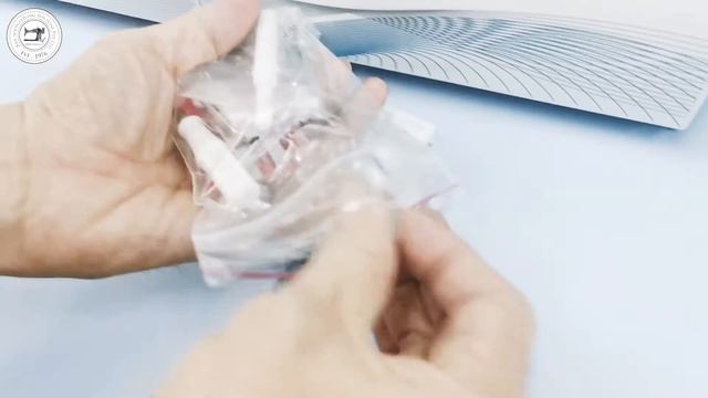 Unboxing the New Singer Quantum Stylist 9960 Computerised Sewing Machine смотреть онлайн