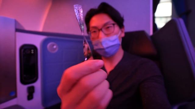 KLM 787-9 Business Class - Toronto to Amsterdam смотреть онлайн