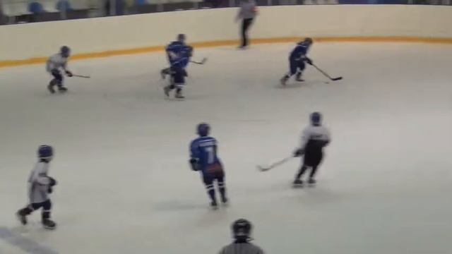 12 янв. 2012г. Тигры'01(Тверь) - Буран'02(Воронеж) 2-2 смотреть онлайн