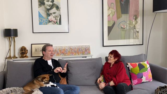 Globetrotting With Gillespie Episode 5. Mother's Day special with Julian Clary. смотреть онлайн