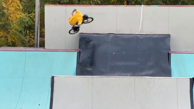 ?BMX ЗА 5000 РУБЛЕЙ С АВИТО?,НА ,ЧТО ОН СПОСОБЕН??♂️??♂️ смотреть онлайн