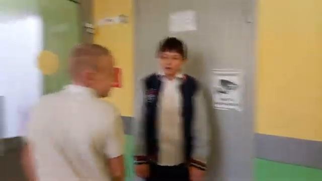 КАК МОИ ОДНОКЛАССНИКИ ДУРАЧАТСЯ | 1 часть - видео с 2023 года!