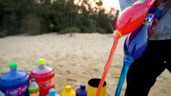 EXPERIMENT: Big Balloons from Toothpaste Eruption with Giant Mtn Dew, Fanta, Mirinda, Cola & Mentos