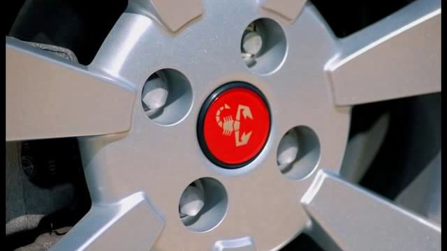 Panda 100hp Design Abarth смотреть онлайн