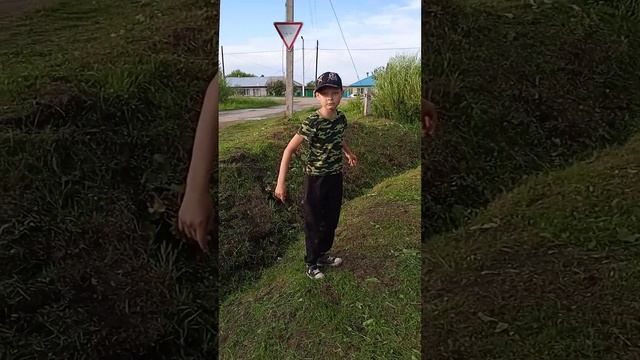 кувырок, колесо, мем в конце смотреть онлайн