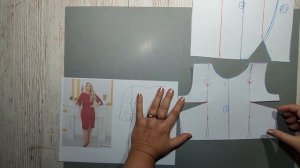 Моделирование ВЕЧЕРНЕГО ПЛАТЬЯ с защипали на полочке  № 847Моделирование ВЕЧЕРНЕГО ПЛАТЬЯ с защипали