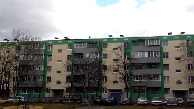 Старый Оскол, мкр. Жукова. Дом хотел улететь на юга.... смотреть онлайн
