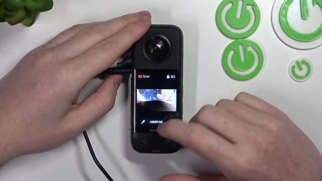 Insta 360 X3 - How To Lock & Unlock Screen смотреть онлайн