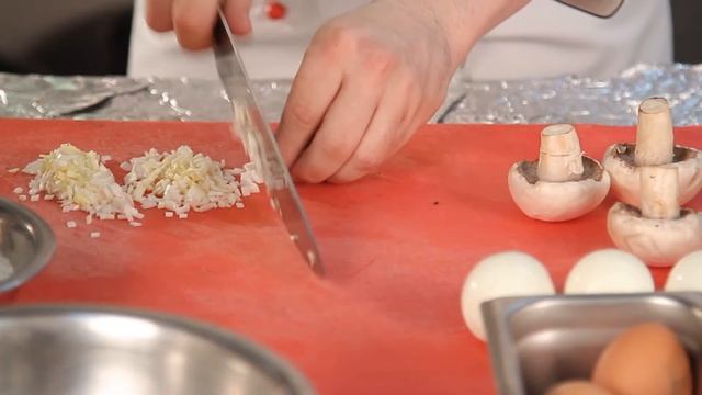 Дрезденский штолен, яйца по-шотландски и сицилийская капоната смотреть онлайн