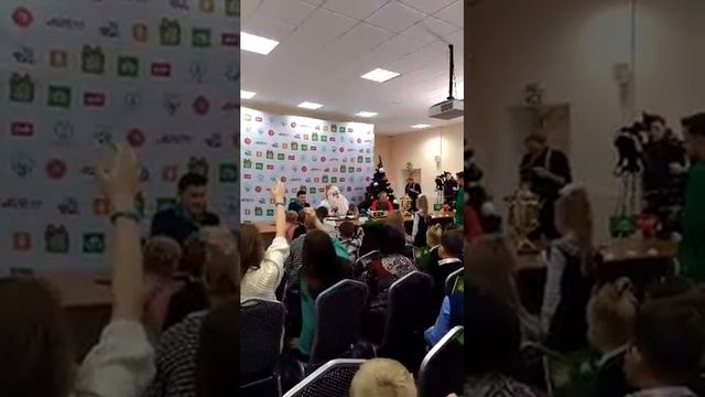 Дед Мороз рассказал, как учиться на одни пятерки? смотреть онлайн