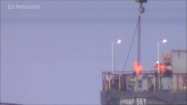 Мост в Самарской обл.23.04.21.Понтон SIMMAR SKY с краном привели к опорам.Bridge Togliatti-Klimovka