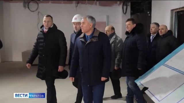 Вячеслав Володин проверил ход работ по возведению онкоцентра в Саратове смотреть онлайн