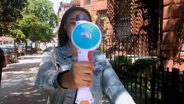 'Bop It Maker' Official TV Commercial - Hasbro Gaming смотреть онлайн
