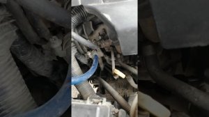 Ниссан патфайндер плавают обороты, очень плахой запуск. Загорается 4 вд.