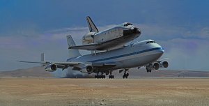 Боинг 747 развалился на взлетно-посадочной полосе с космическим челноком | X Plane