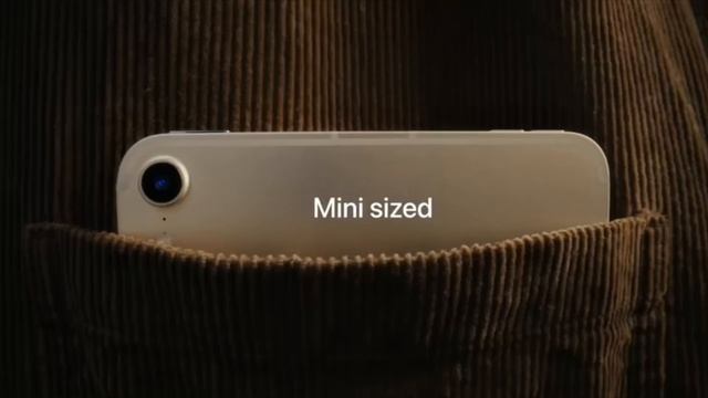 iPad Mini VS iPad Air! Why PAY MORE?! смотреть онлайн