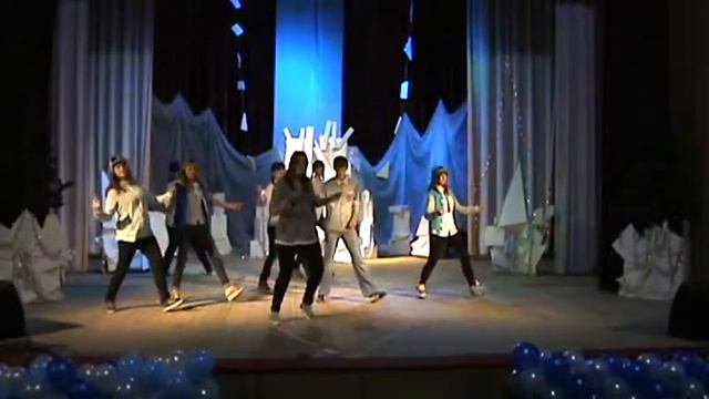 Новогоднее шоу "Снежная Королева" смотреть онлайн