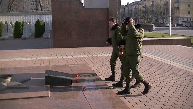 площадь героев смотреть онлайн