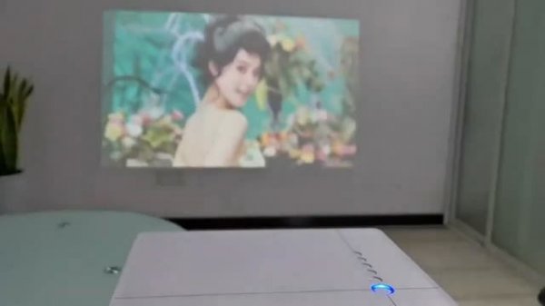 TouYinger M21 Projector