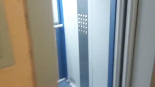 Грузопассажирский лифт кмз 2014 г.в 630/ kg 400/kg 8.чел 4.чел смотреть онлайн