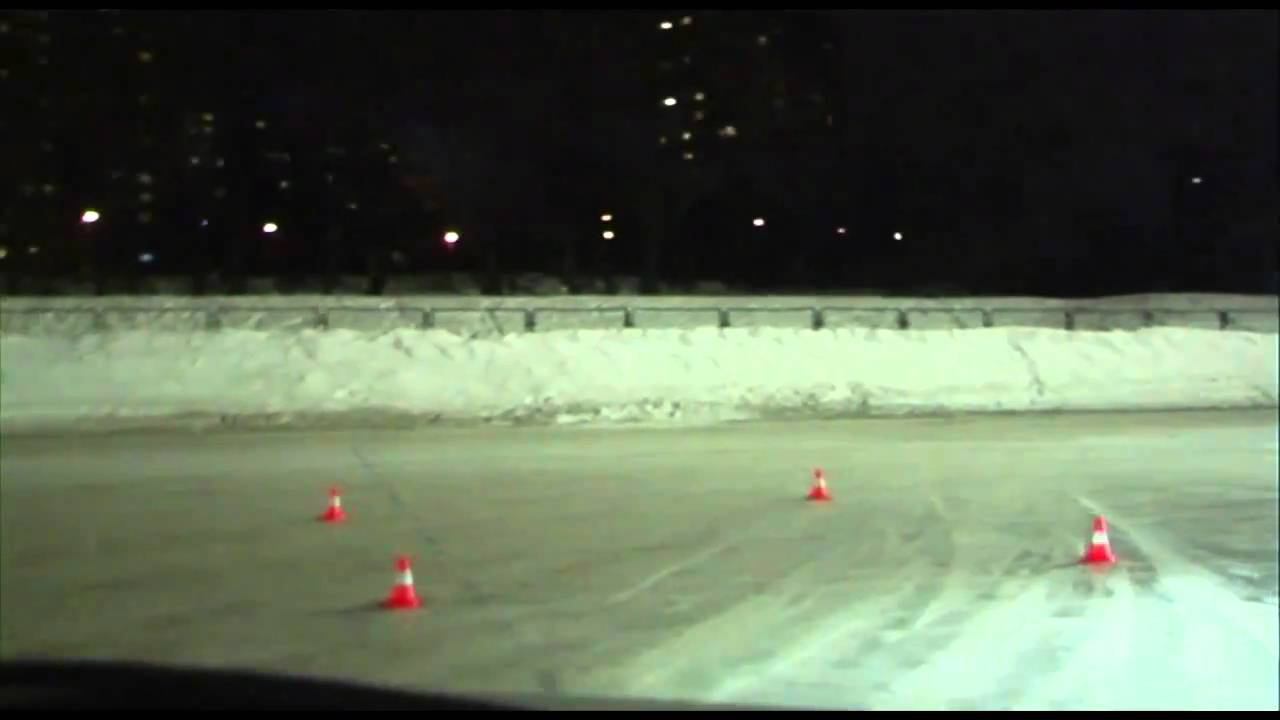 Управляемый занос на полноприводном автомобиле смотреть онлайн