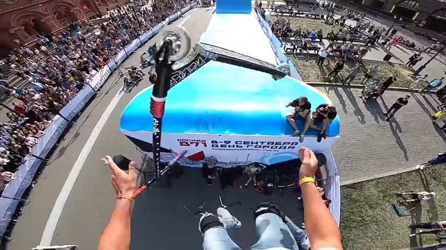 очень крутой парень Петя бондарь