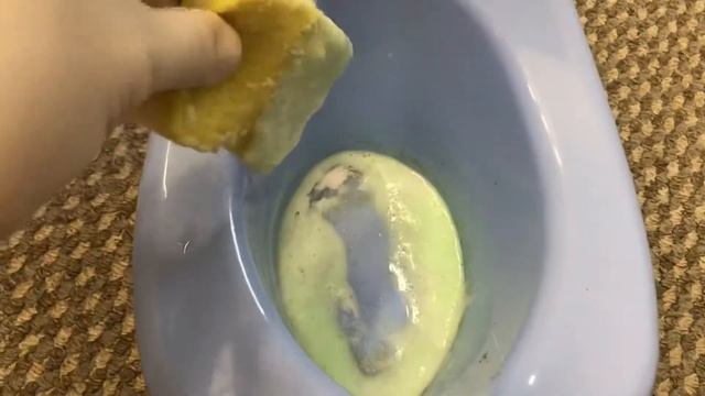 Как отмыть горшок от мочи/Как отмыть детский горшок от налёта/мочевой камень смотреть онлайн