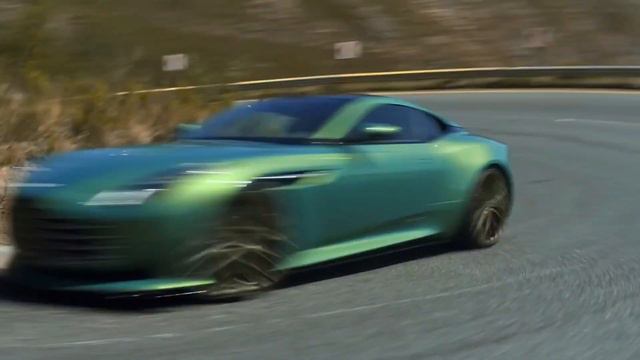 Суперкар Aston Martin DB12 2024 нового поколения смотреть онлайн