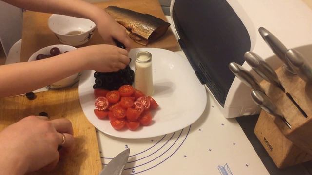 Салат с горбушей/Оригинальный/Вкусно/Быстро/Просто/На Новый Год/Своими руками смотреть онлайн