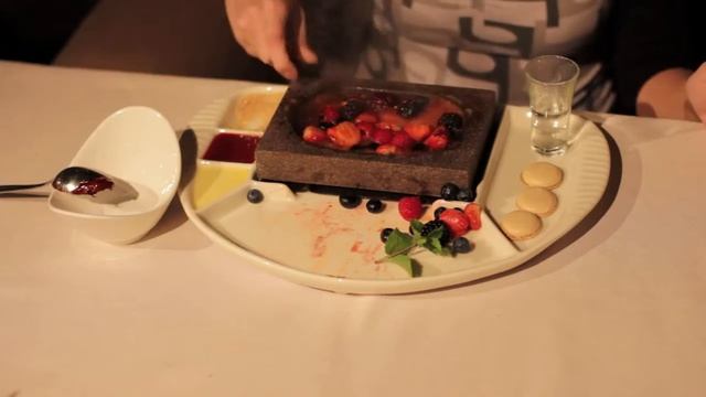 Стоун гриль 400Град flambe на вулканическом камне смотреть онлайн