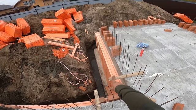 Идеальный раствор для кладки кирпича / Чем утеплить монолитный дом снаружи-10 серия смотреть онлайн