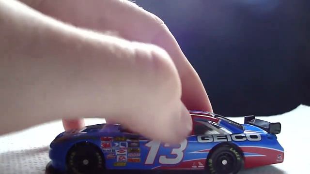 Max Papis Geico 2009 Diecast Review смотреть онлайн