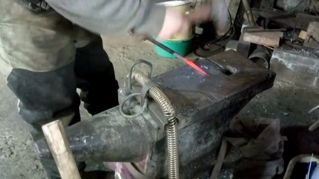 ковка трости,в виде декора барашка , все в ручную. смотреть онлайн