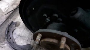 Одна из проблем в отсутствии ручника Nissan np300,Navara d22,Datsun d21,d22.