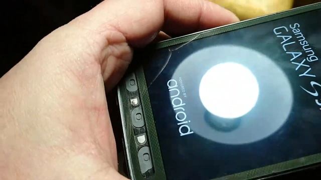 Samsung S5 Active (попытка переставить дисплейный модуль из заранее предоставленного донора, провал смотреть онлайн