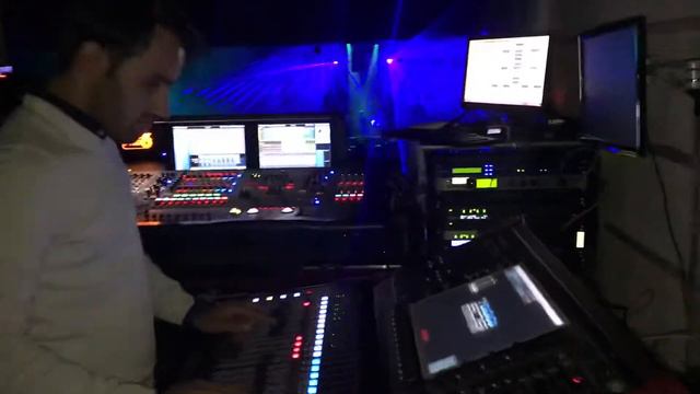 Live in concert sirvan khosravi смотреть онлайн