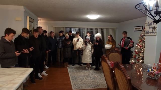 РОЖДЕСТВЕНСКИЕ КОЛЯДКИ/ПОЗДРАВЛЕНИЕ НА РОЖДЕСТВО/ смотреть онлайн