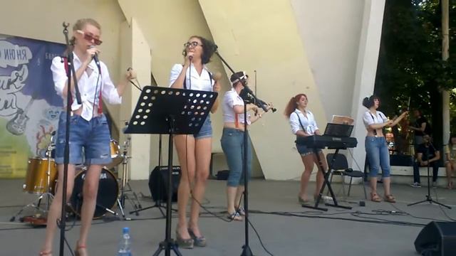 Sweet dreams cover ВИА «По ОбстоятельствамЪ» смотреть онлайн