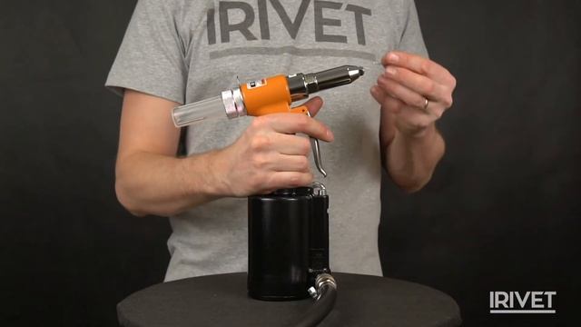 AIRPRO SA8805 - пневмо-гидравлический заклёпочник для установки вытяжных заклёпок Ø 2.4 - 5.0 mm смотреть онлайн