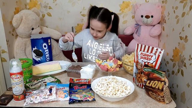 МОРОЖЕНОЕ ЧЕЛЛЕНДЖ | Делаем ОГРОМНОЕ мороженое ! ! Nancy Love смотреть онлайн