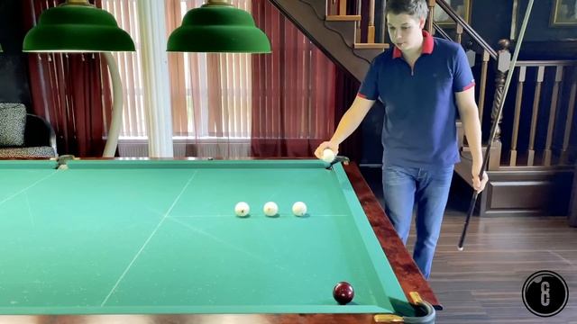 СВОЯКИ ОТ БОРТА ИЛИ ПРИНЦИПЫ АБРИКОЛЕЙ смотреть онлайн