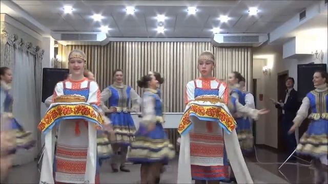 "Хлеб-соль" Ансамбль танца "ЁЛОЧКА" (Ухта) смотреть онлайн