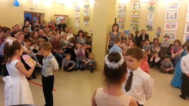 Танец "Менуэт" от воспитанников д/с № 81 смотреть онлайн