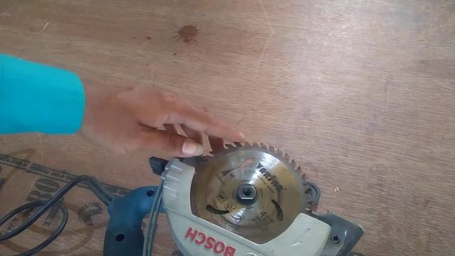 Bosch GDC 121 Professionl Marble Cutter смотреть онлайн