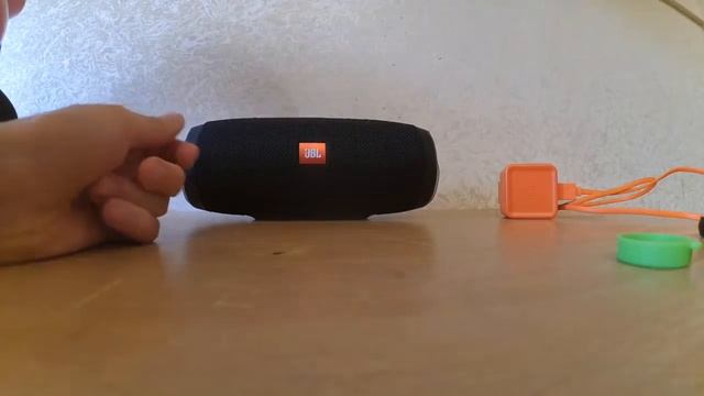 класная колонка jbl charge 3 смотреть онлайн
