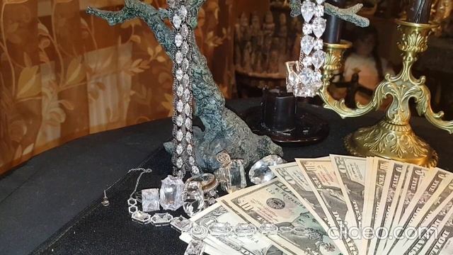 ЧТОБЫ ВСЕГДА ВОДИЛИСЬ ДЕНЬГИ. СИЛЬНЫЙ ЗАГОВОР. ДЛЯ ВСЕХ ВЕДЬМИНА ИЗБА - ИНГА ХОСРОЕВА смотреть онлайн