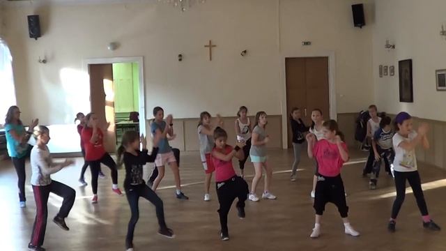 ECDS-Gyerek Haladó (Black Jam Hip Hop Dance School Gyöngyös) смотреть онлайн