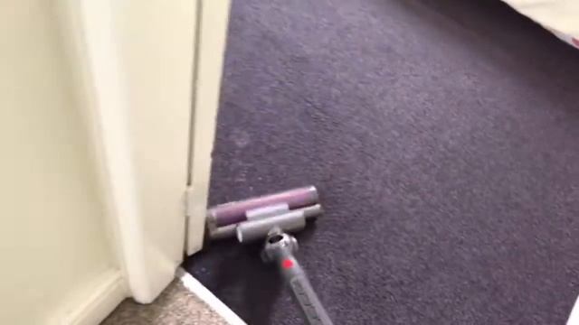Vacuuming my sister's bedroom with Dyson Big Ball Animal смотреть онлайн
